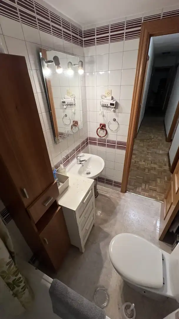 Habitació a Calle de Ramón Gómez de la Serna, 109, Peñagrande Habitació a Calle de Ramón Gómez de la Serna, 109, Peñagrande