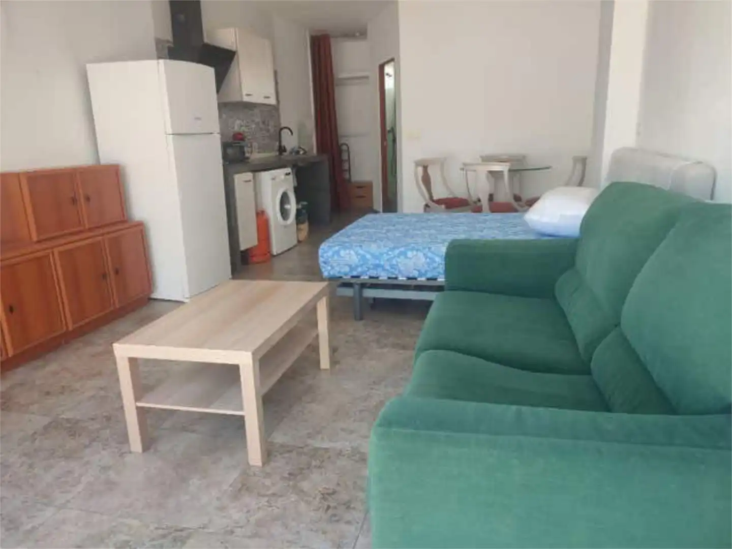 Loft de lloguer a El Grao Sala d'estar de Loft de lloguer en Castellón de la Plana / Castelló de la Plana amb Terrassa i Moblat
