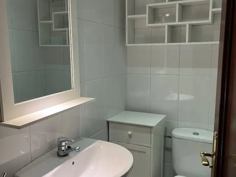 Bathroom of Flat for rent in Astorga  with Heating, Terrace and Storage room