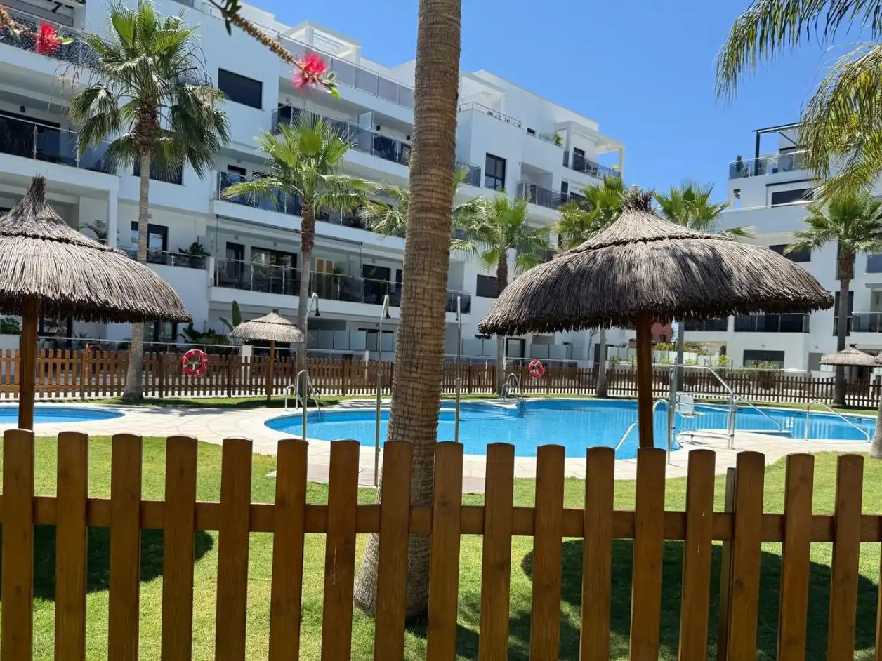 Flat for rent in Calle Rector Federico Mayor Zaragoza, 19, Playa de Granada Exterior view of Flat for rent in Motril with Air Conditioner, Heating and Parquet flooring