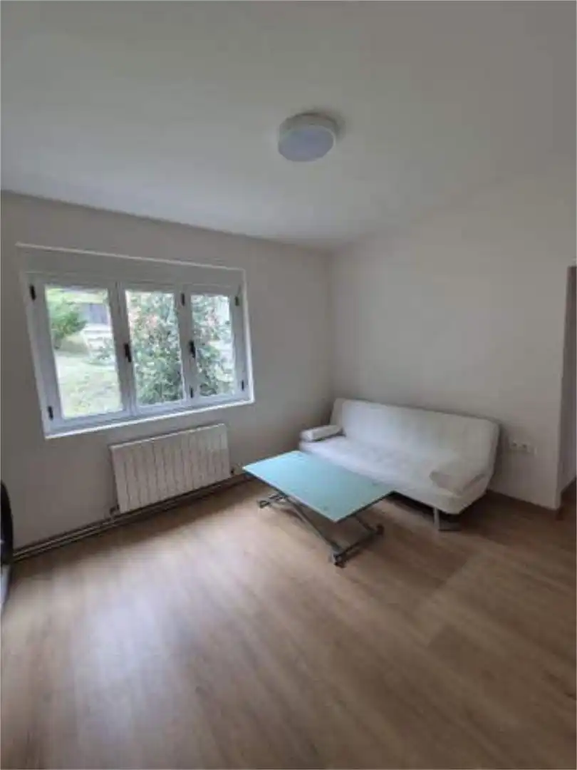 Wohnung zum Verkauf in Morcín Wohnzimmer von Wohnung zum Verkauf in Morcín mit Heizung und Abstellraum