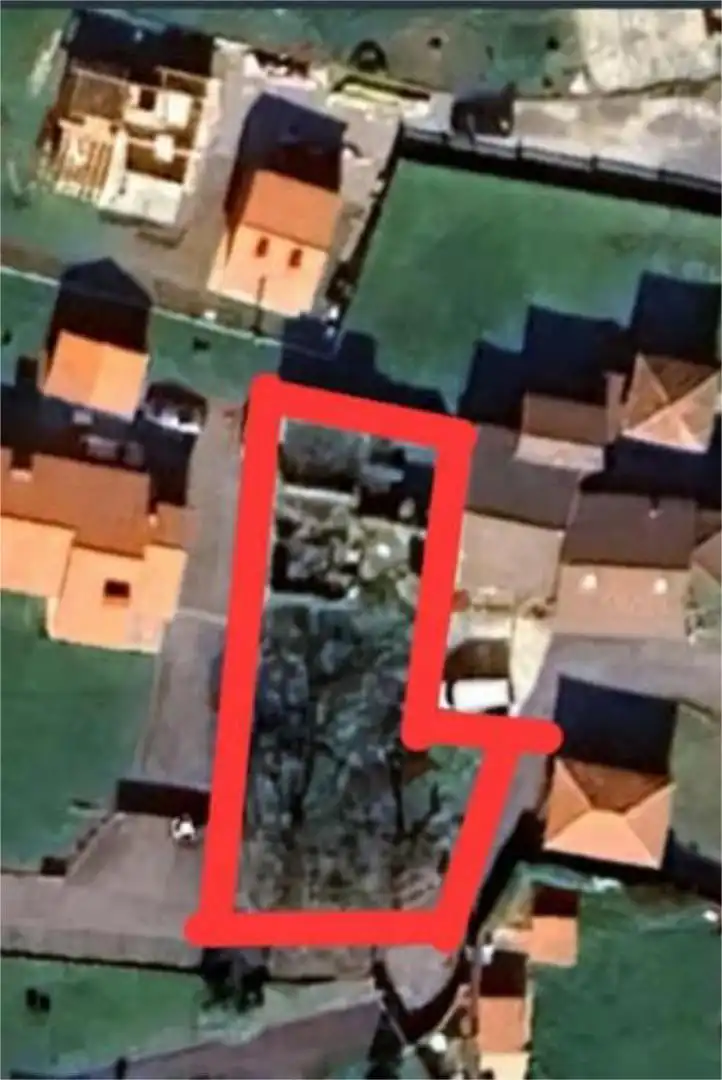 Casa adosada en venda a Cudillero Casa adosada en venda en Cudillero amb Jardí privat