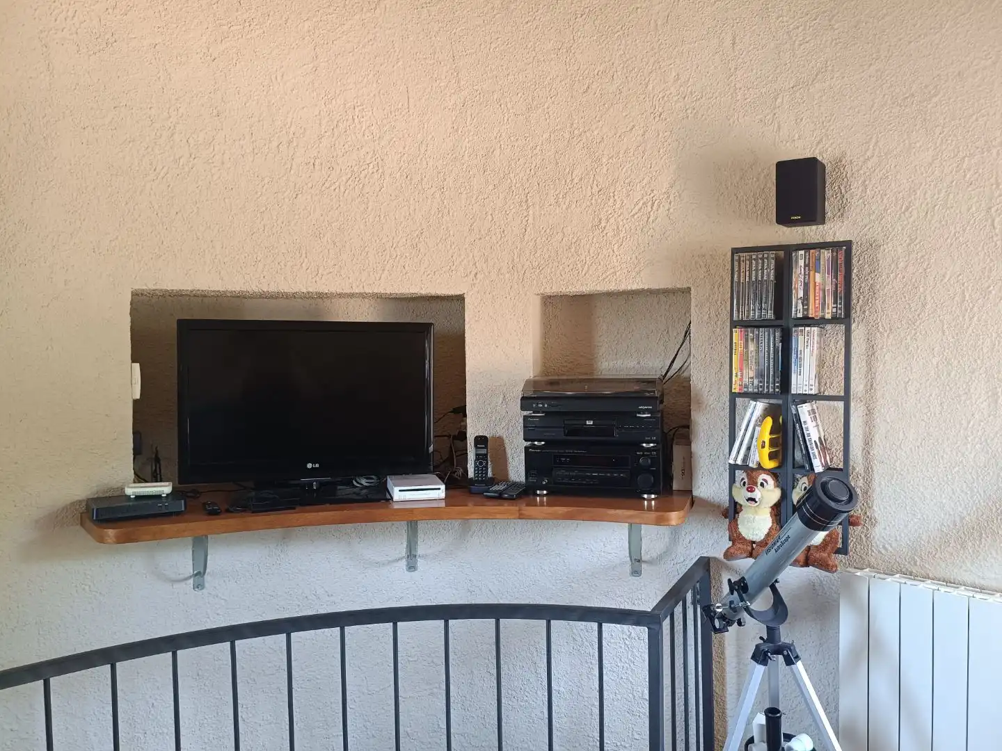 Flat for sale in Carrer Flos i Calcat, 163, Centre Living room of Flat for sale in El Masnou with Air Conditioner, Heating and Terrace