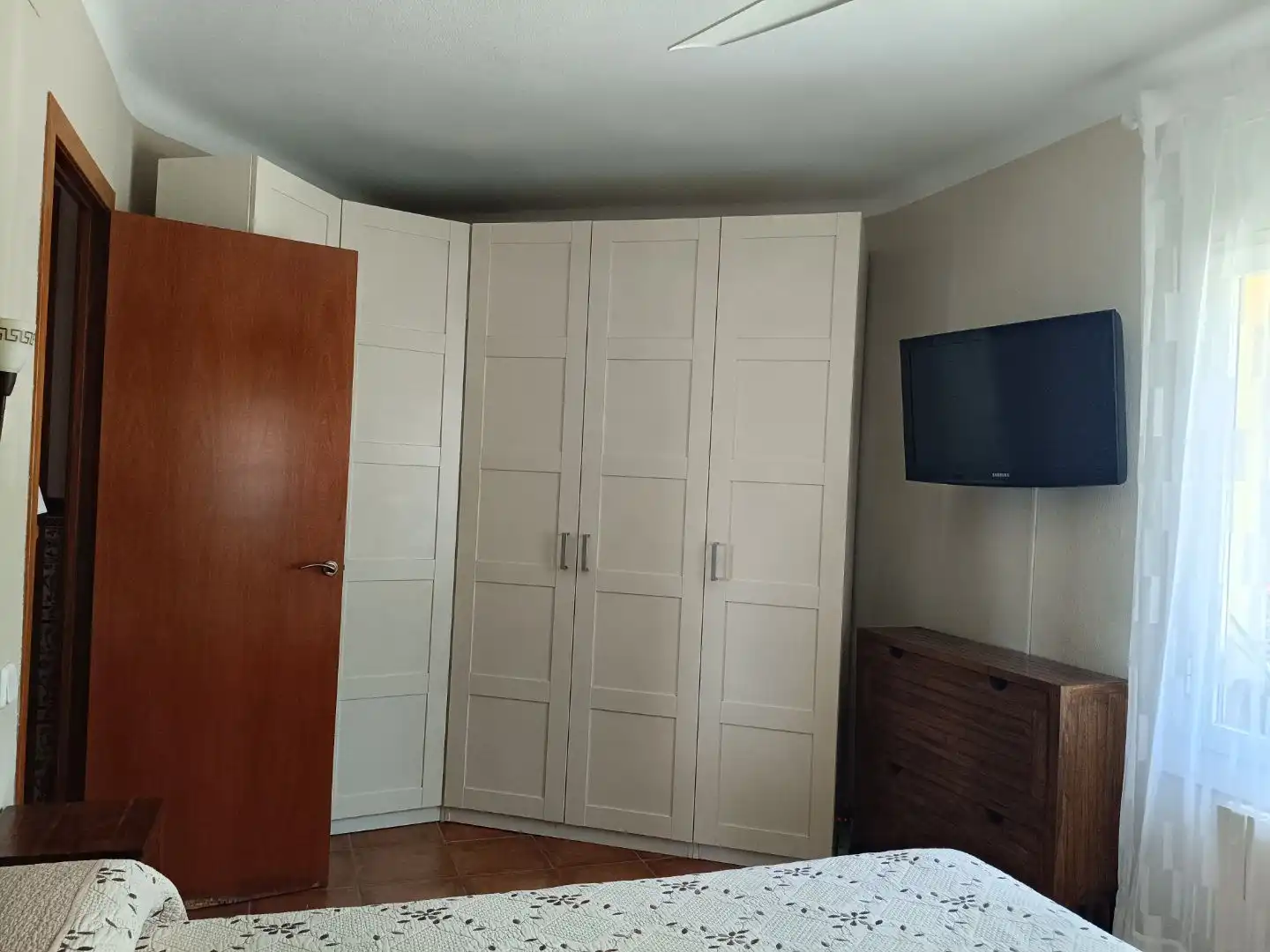 Flat for sale in Carrer Flos i Calcat, 163, Centre Bedroom of Flat for sale in El Masnou with Air Conditioner, Heating and Terrace