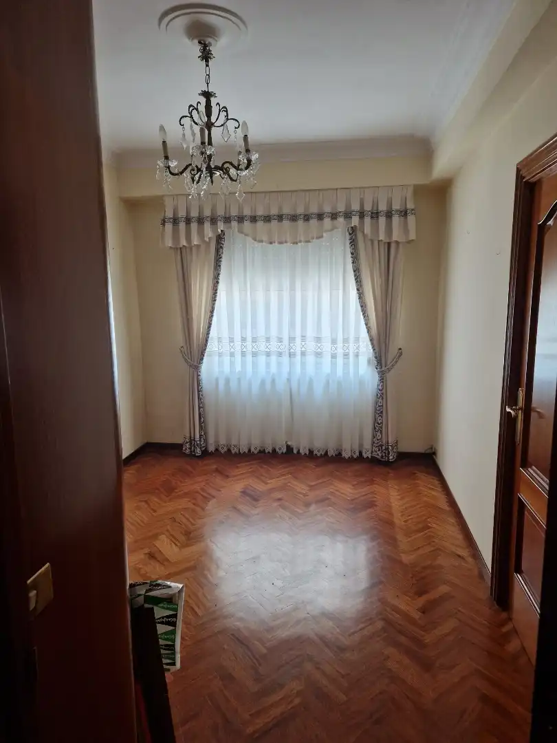 Piso en venta en Rúa Sagrada Familia, Sagrada Familia Habitación de Piso en venta en A Coruña Capital