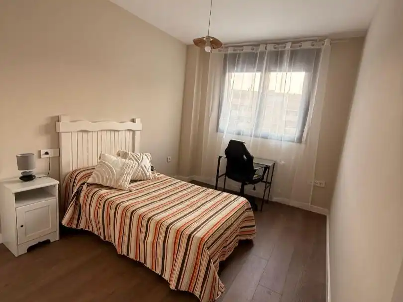 Flat for sale in Calle Molino Harinero, 1, Centro Bedroom of Flat for sale in Cáceres with Air Conditioner, Heating and Parquet flooring