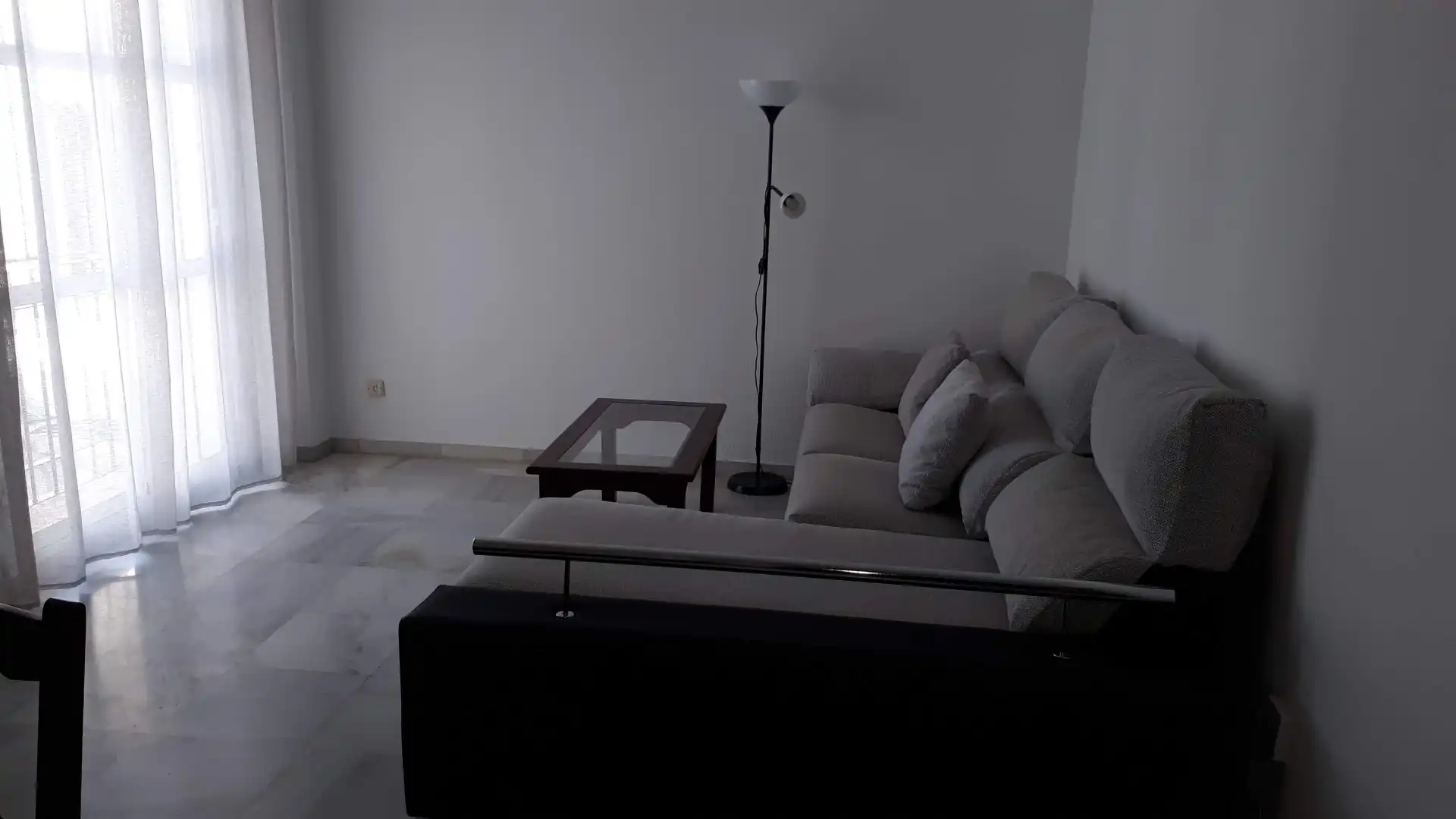 Flat for rent in Calle Monjas Victoria, 6, Centro Living room of Flat for rent in Jerez de la Frontera with Air Conditioner, Furnished and Oven