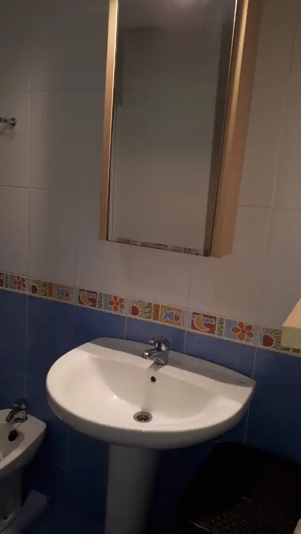 Flat for rent in Calle Monjas Victoria, 6, Centro Bathroom of Flat for rent in Jerez de la Frontera with Air Conditioner, Furnished and Oven