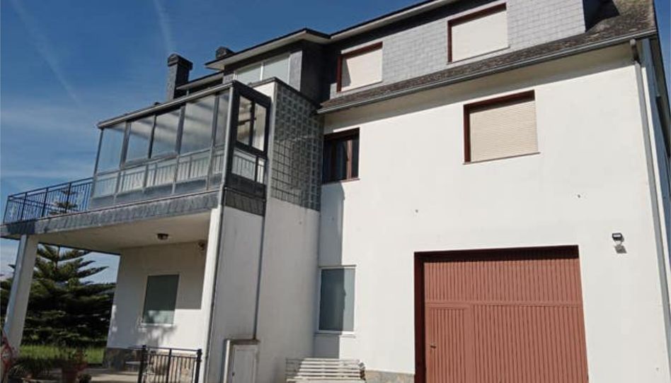 Casa adosada en venta en Silleda, Pontevedra - imagen 1 Foto 1 de Casa adosada en venta en Silleda, Pontevedra