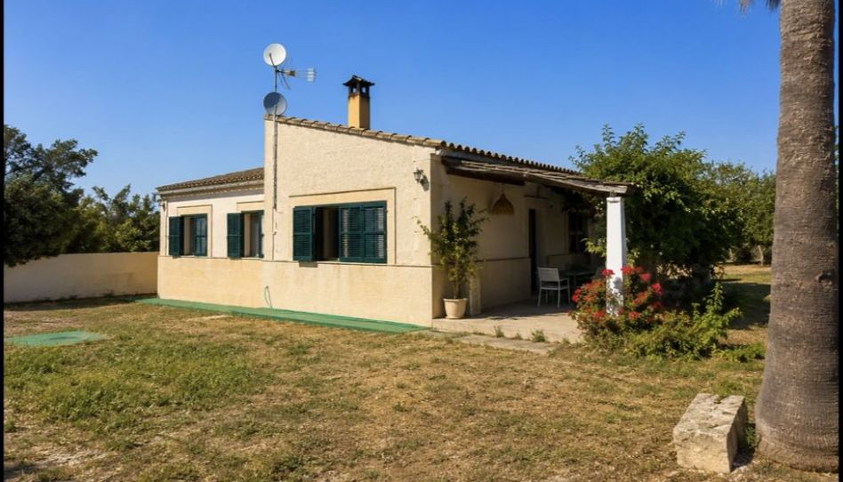 Piso en venta en Carrer Senyora de Manresa, 32, Lloret de Vistalegre, Illes Balears - imagen 1 Foto 1 de Piso en venta en Carrer Senyora de Manresa, 32, Lloret de Vistalegre, Illes Balears