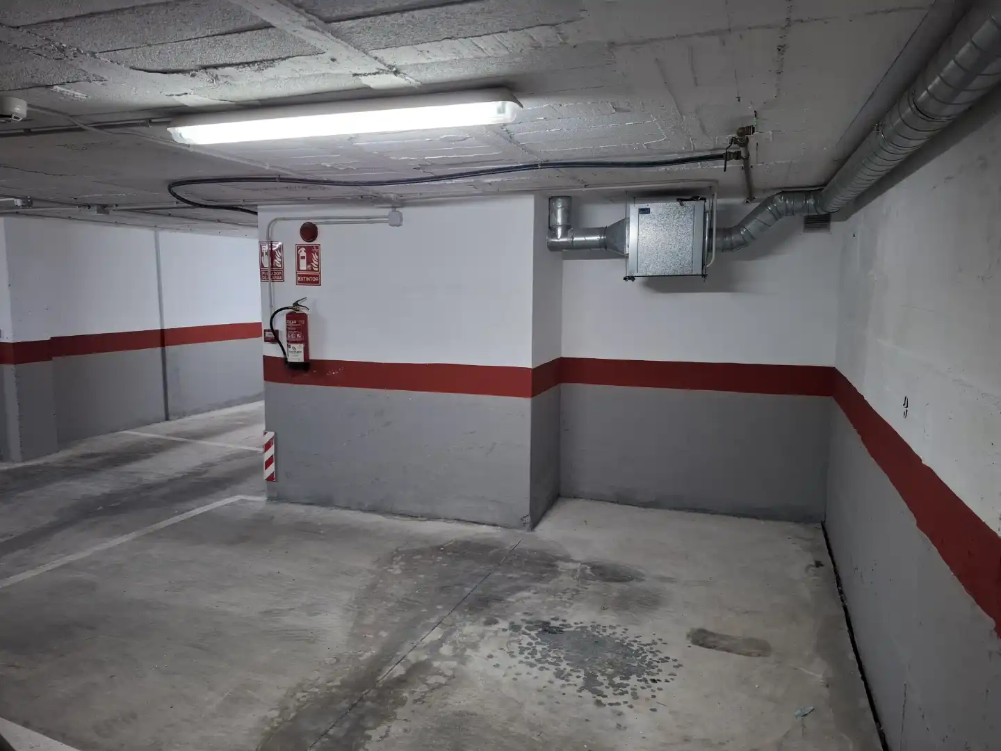 Parkplatz von Garage zur Miete in Antequera