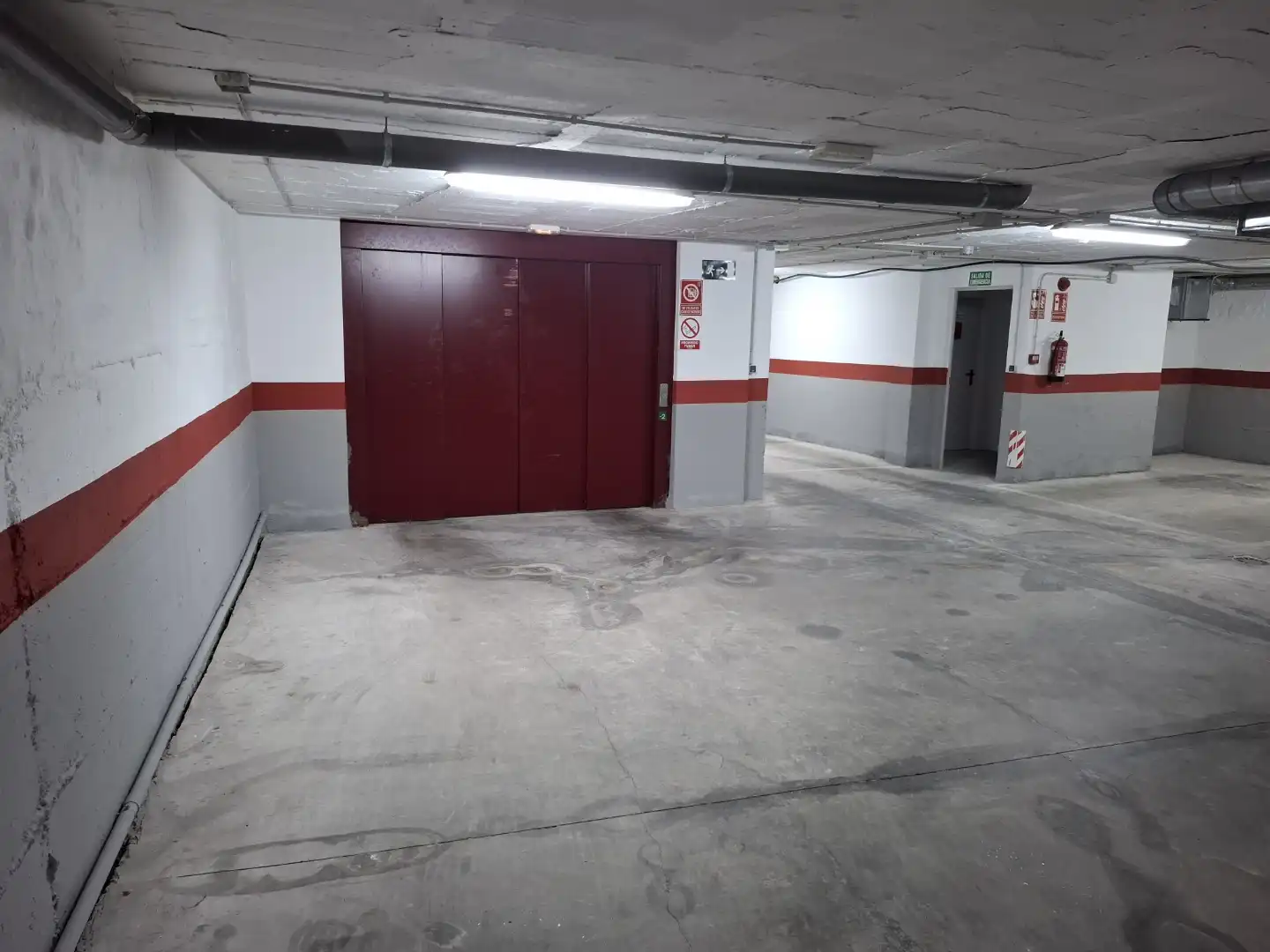 Parkplatz von Garage zur Miete in Antequera