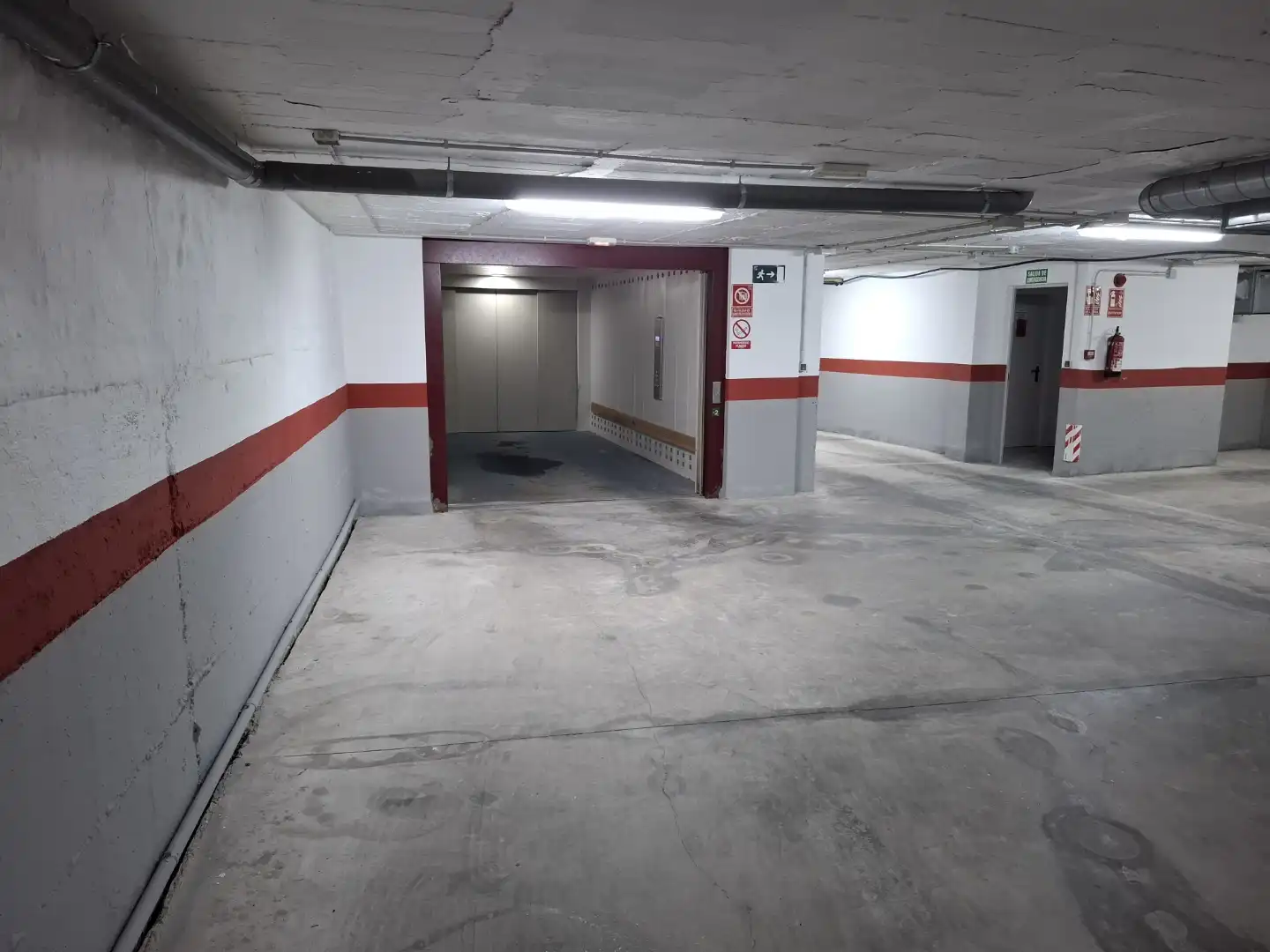 Parkplatz von Garage zur Miete in Antequera