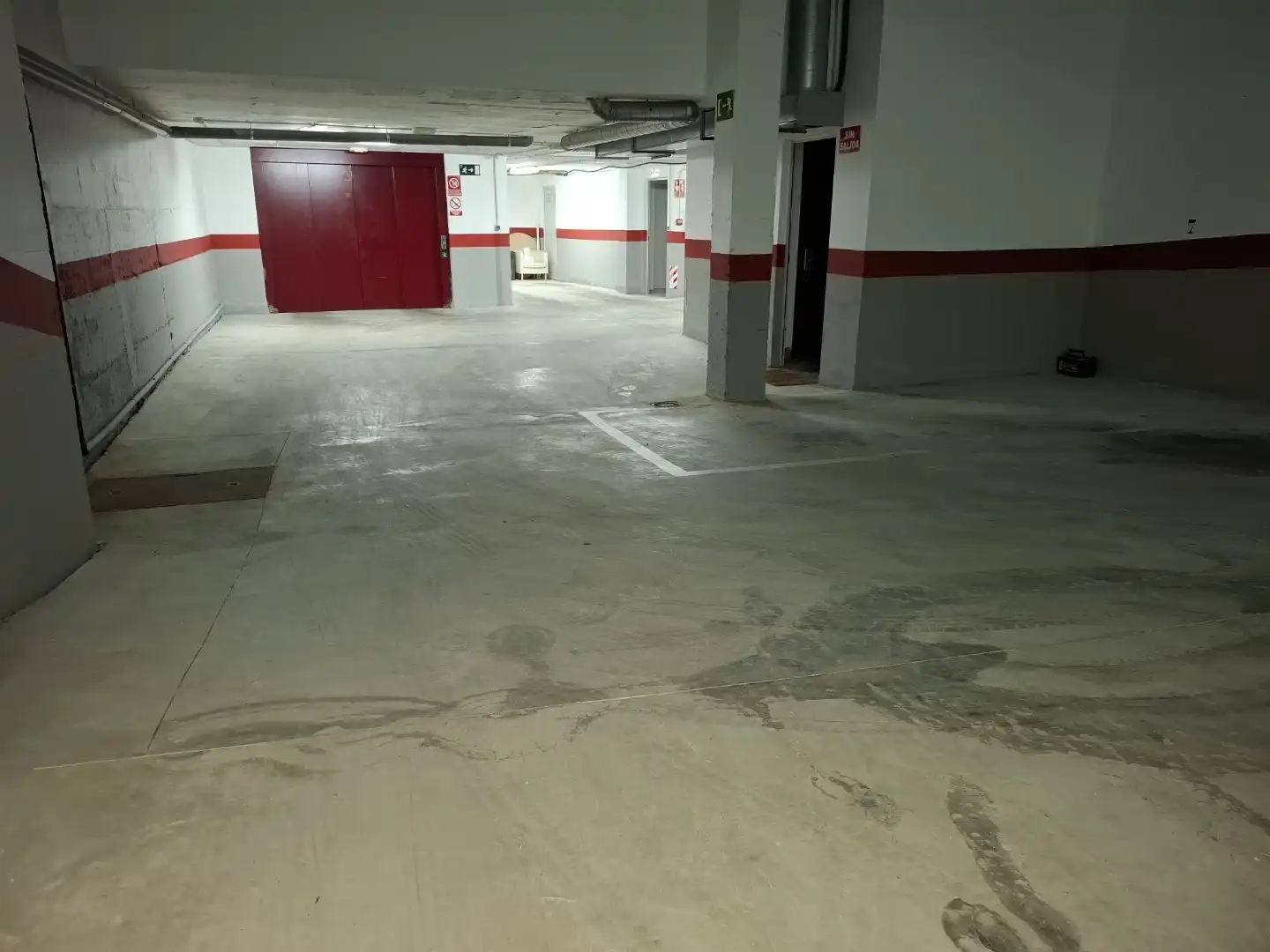 Parkplatz von Garage zur Miete in Antequera