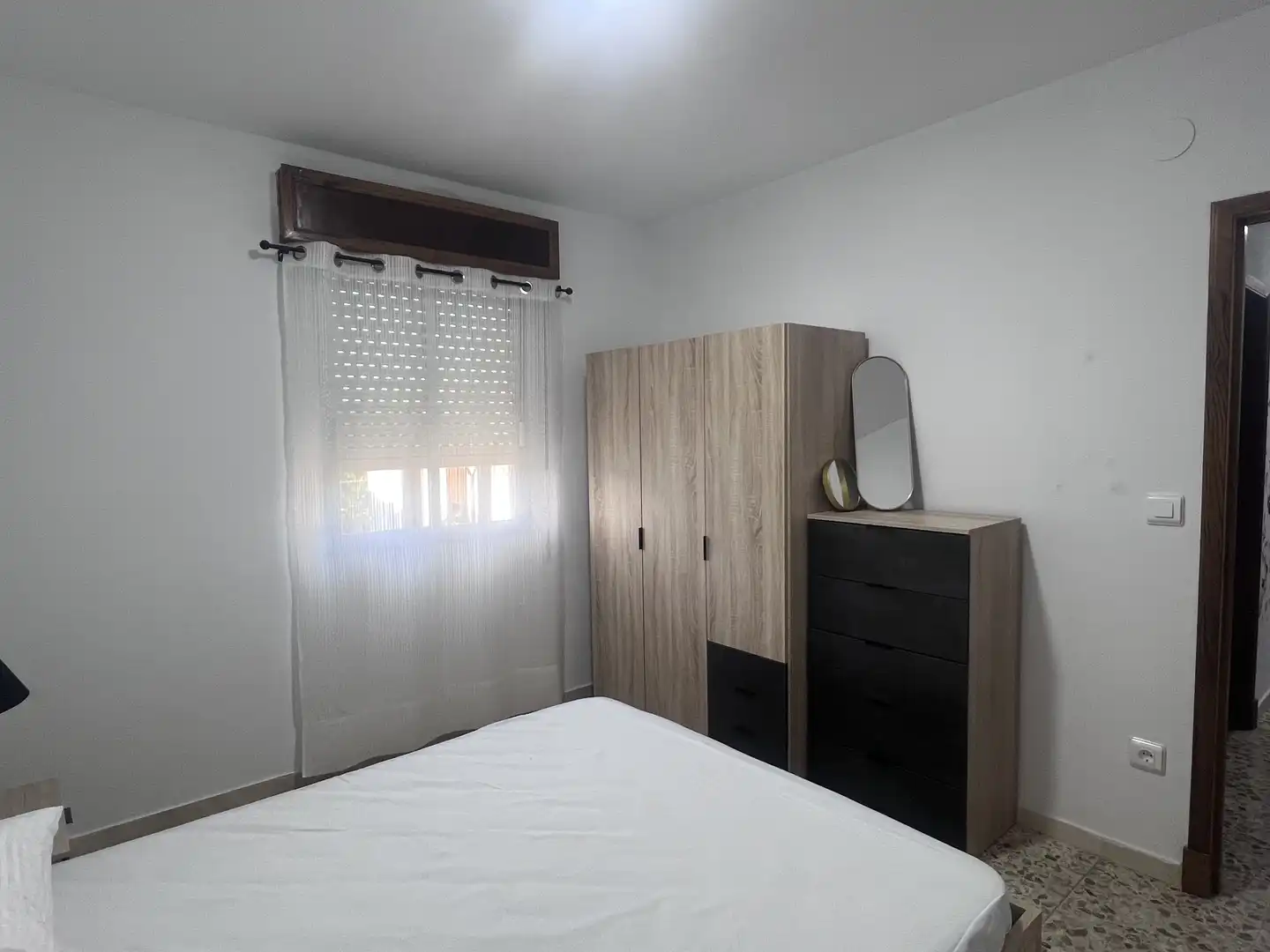 Schlafzimmer von Einfamilien-Reihenhaus zur Miete in Ourense Capital  mit Heizung, Privatgarten und Möbliert