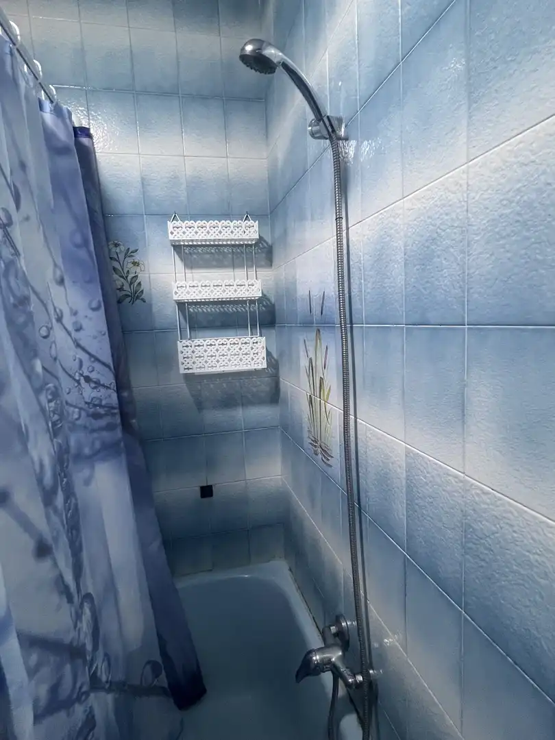 Badezimmer von Einfamilien-Reihenhaus zur Miete in Ourense Capital  mit Heizung, Privatgarten und Möbliert