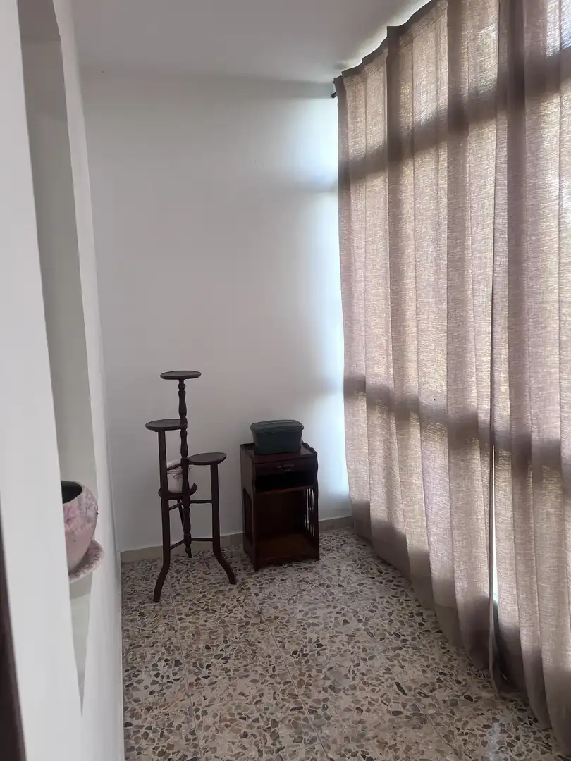 Wohnzimmer von Einfamilien-Reihenhaus zur Miete in Ourense Capital  mit Heizung, Privatgarten und Möbliert