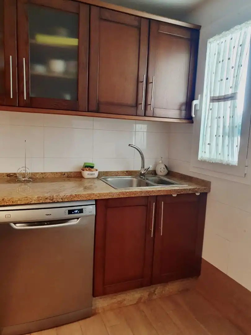 Piso de alquiler en Calle Dulce Chacon, 4, Norte Cocina de Piso de alquiler en Mérida con Aire acondicionado, Parquet y Amueblado
