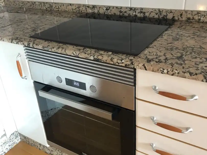 Cuina de Apartament de lloguer en Lugo amb Calefacció, Parquet i Traster