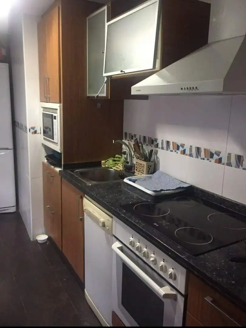 Pis en venda a Carrer Portugal, 1, Centro Cuina de Pis en venda en San Vicente del Raspeig / Sant Vicent del Raspeig amb Aire condicionat, Calefacció i Terrassa