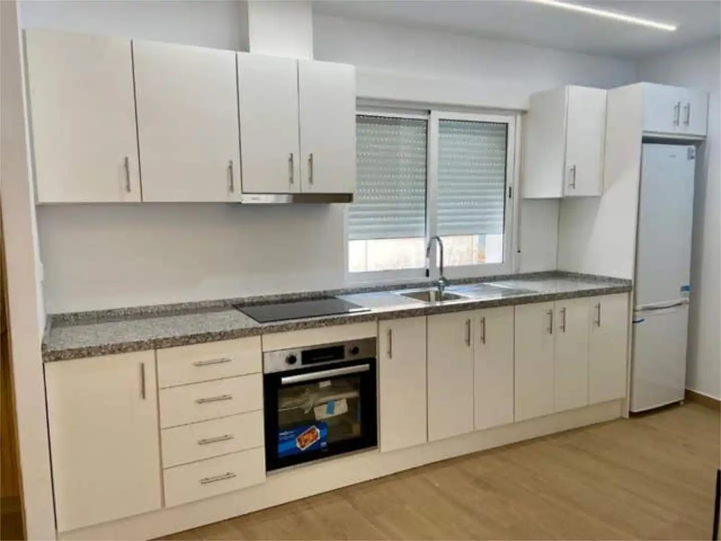 Flat for rent in Plaza Castelar - Mercado Central Kitchen of Flat for rent in Elda with Furnished