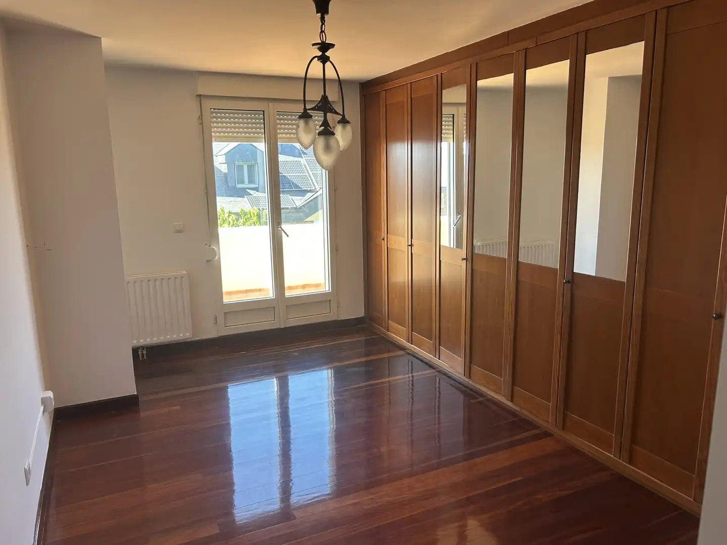 Houses for sale in Urbanización Monte Corbán, 20, Sancibrián Bedroom of Houses for sale in Santa Cruz de Bezana with Heating, Private garden and Parquet flooring