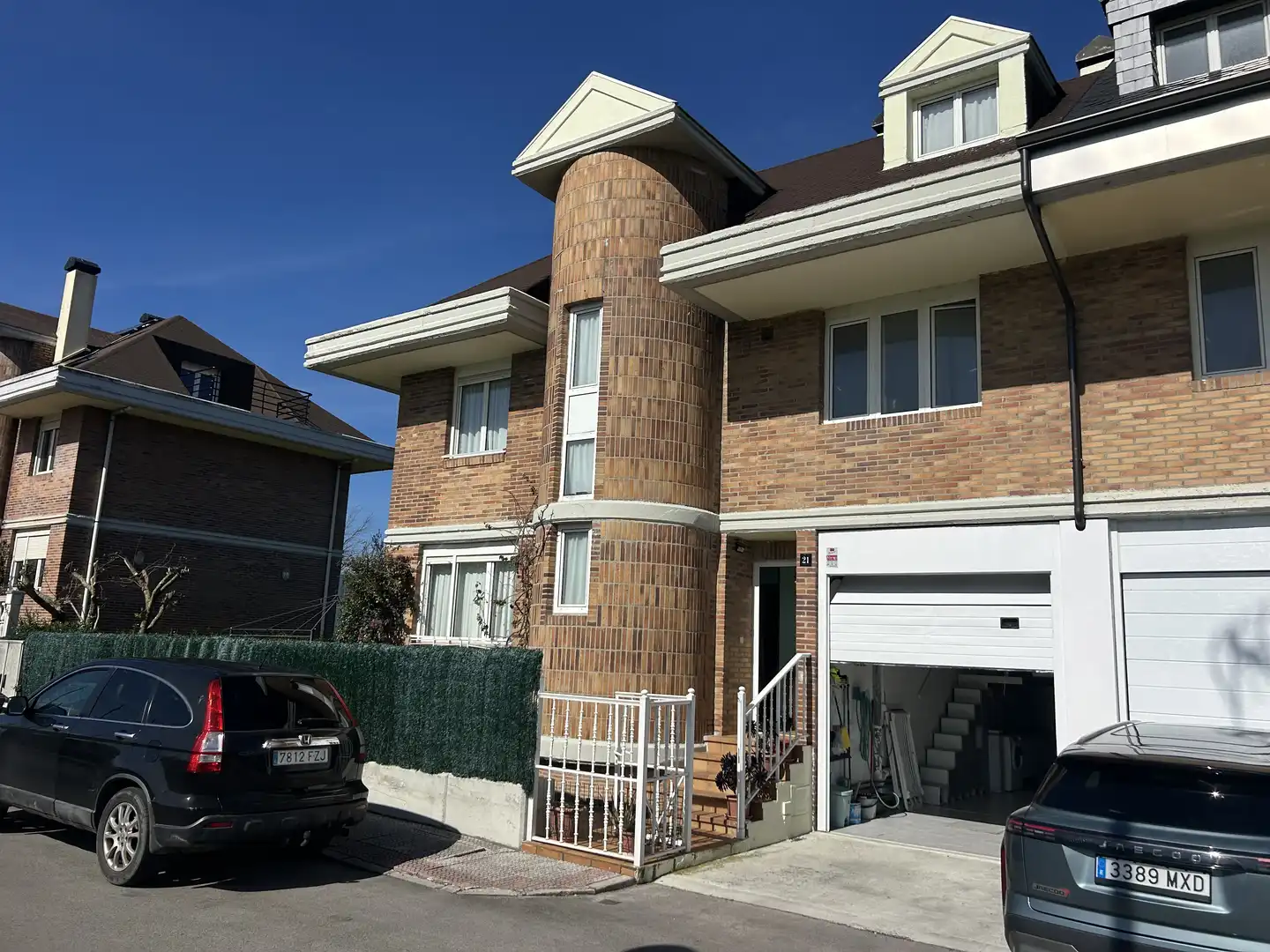 Houses for sale in Urbanización Monte Corbán, 20, Sancibrián Exterior view of Houses for sale in Santa Cruz de Bezana with Heating, Private garden and Parquet flooring
