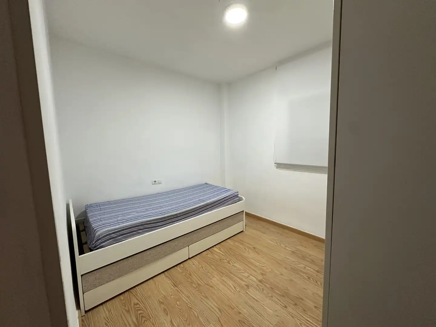 Bedroom of Flat for rent in Jerez de la Frontera  with Air Conditioner, Parquet flooring and Swimming Pool