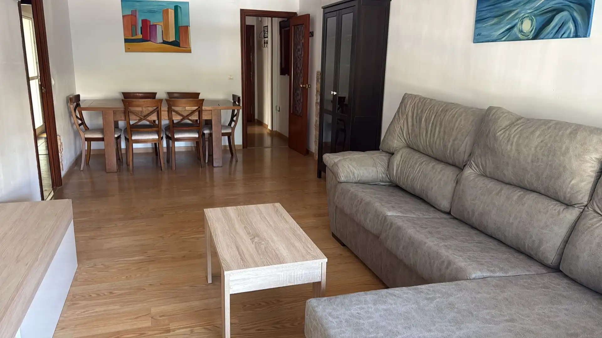 Living room of Flat for rent in Jerez de la Frontera  with Air Conditioner, Parquet flooring and Swimming Pool