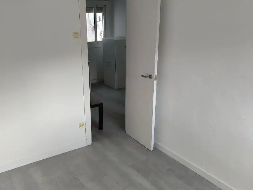 Flat for rent in Carrer Roses, 14, Pubilla Cases Bedroom of Flat for rent in L'Hospitalet de Llobregat with Furnished