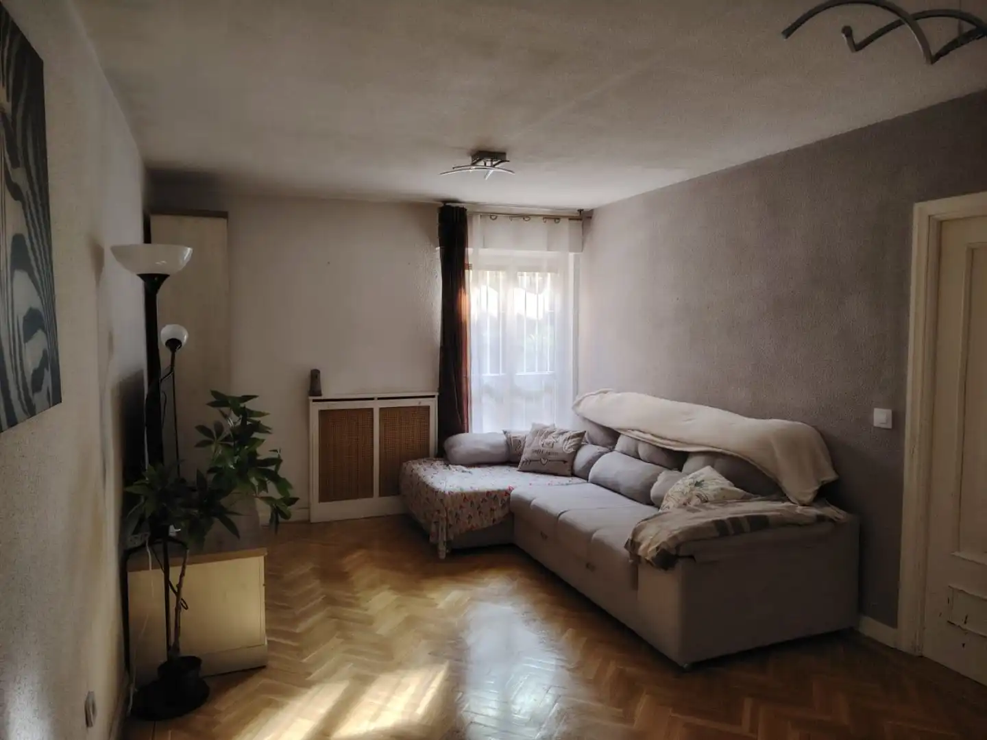 Pis en venda a Calle Pico de los Artilleros, 108, Vinateros Sala d'estar de Pis en venda en Madrid amb Calefacció, Parquet i Forn