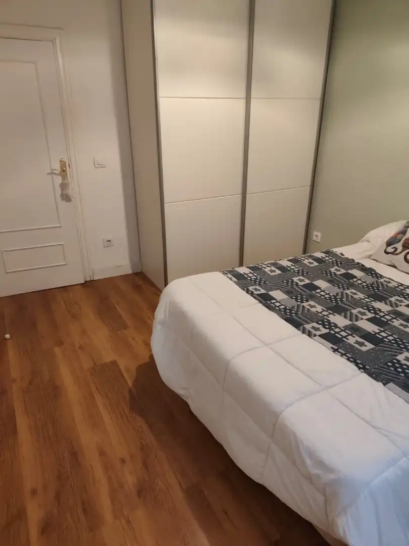 Pis en venda a Calle Pico de los Artilleros, 108, Vinateros Dormitori de Pis en venda en Madrid amb Calefacció, Parquet i Forn