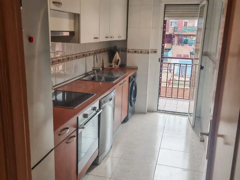 Flat for rent in Calle de la Frontera, 19, Casa Amarilla Kitchen of Flat for rent in Galapagar with Heating, Swimming Pool and Furnished