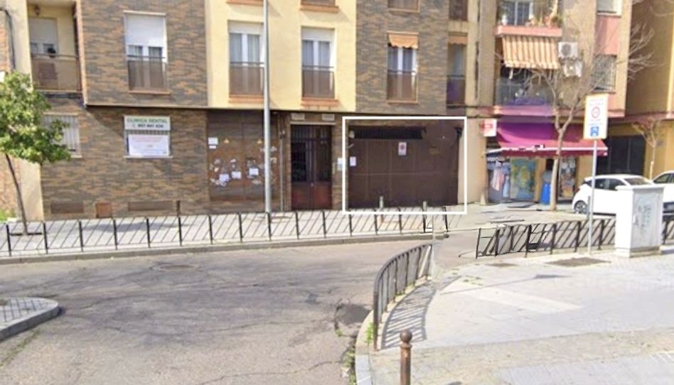 Garage zum Verkauf in Avenida de Rabanales, 3, Sagunto - Edisol, Córdoba Capital - Bild 1 Foto 1 von Garage zum Verkauf in Avenida de Rabanales, 3, Sagunto - Edisol, Córdoba Capital