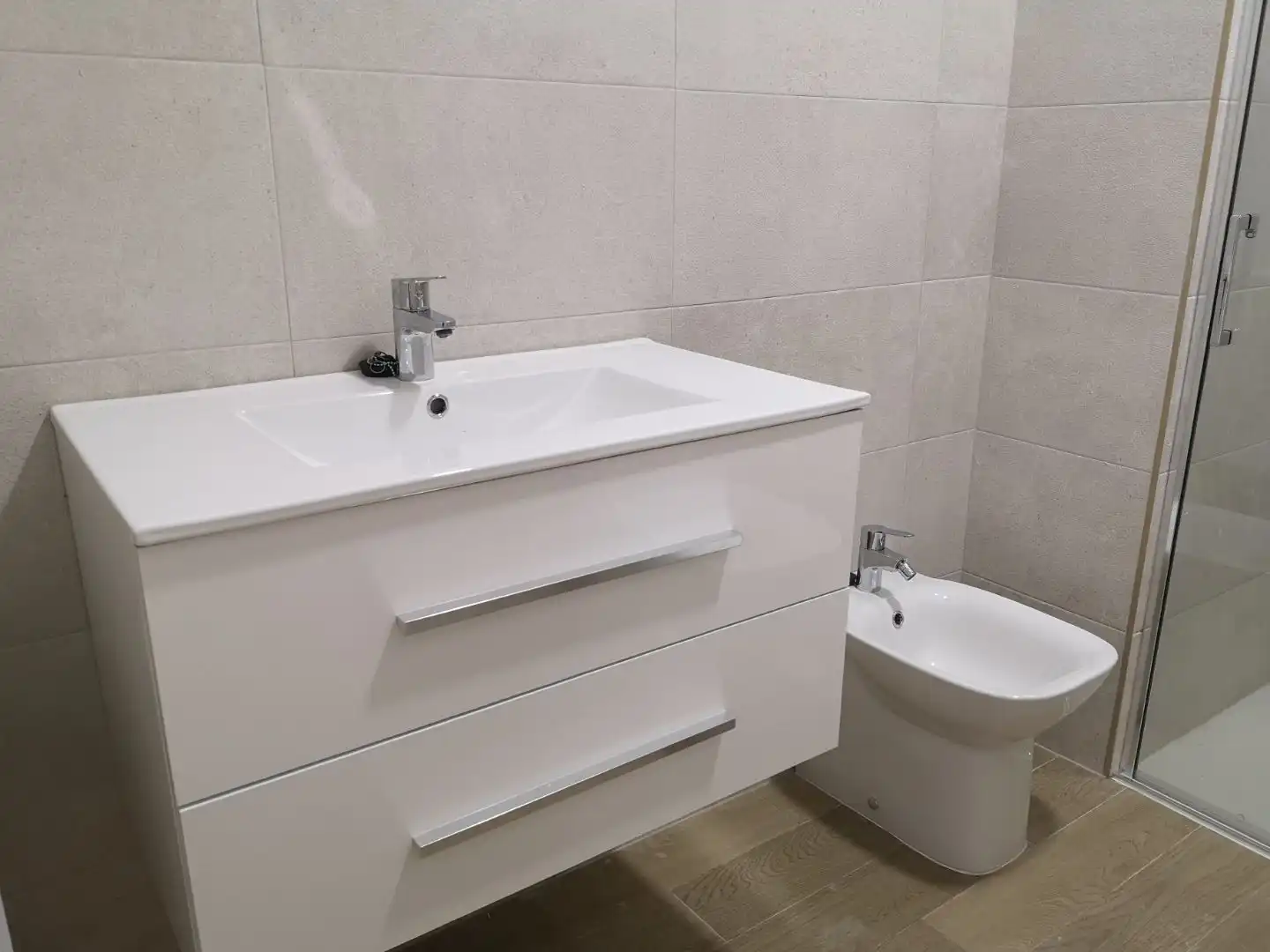 Piso de alquiler en Calle Solano, 3, Cádiz Capital Baño de Piso de alquiler en Cádiz Capital con Aire acondicionado y Balcón