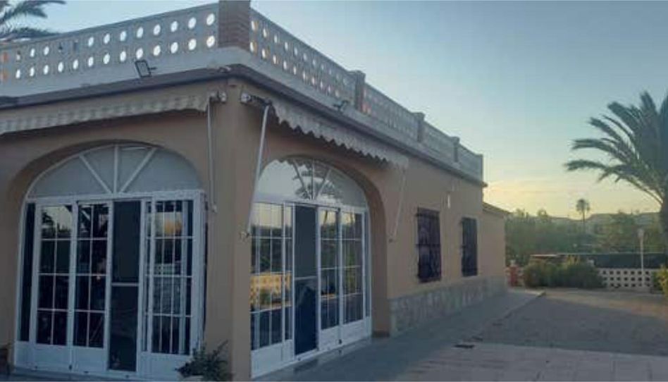 Casa adosada en venta en Peña de las Águilas, Elche / Elx - imagen 1 Foto 1 de Casa adosada en venta en Peña de las Águilas, Elche / Elx