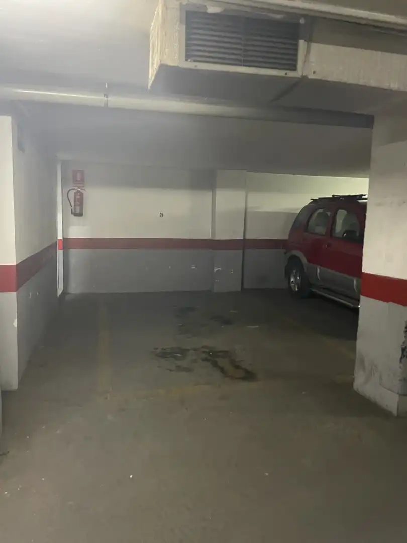 Garatge de lloguer a Calle del Doctor Bergez, 76, Carolinas Altas Aparcament de Garatge de lloguer en Alicante / Alacant