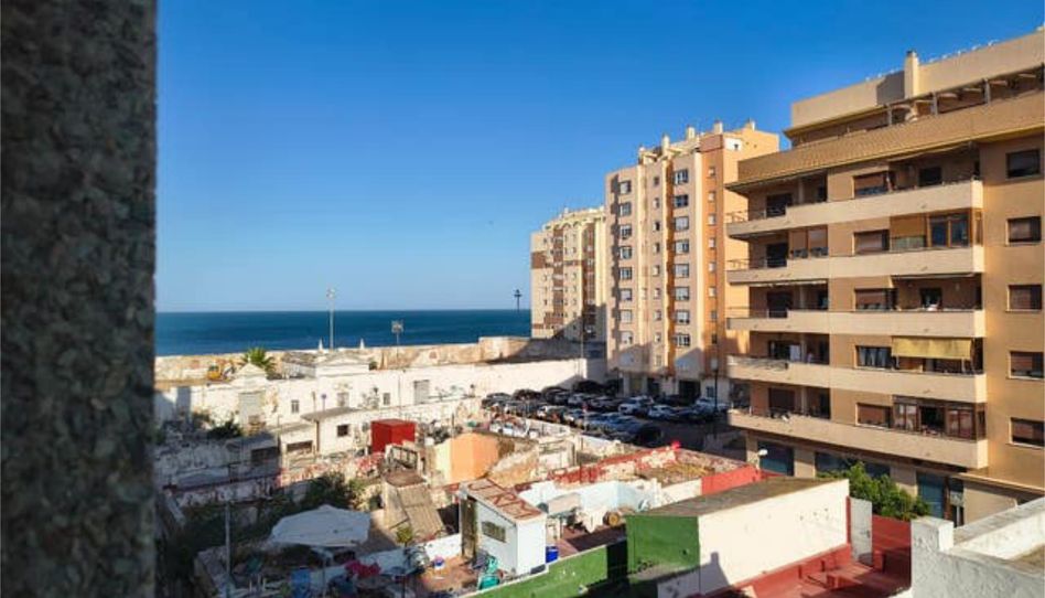 Apartments for rent in Paseo Marítimo - San José - La Laguna, Cádiz Capital - image 1 Photo 1 of Apartments for rent in Paseo Marítimo - San José - La Laguna, Cádiz Capital