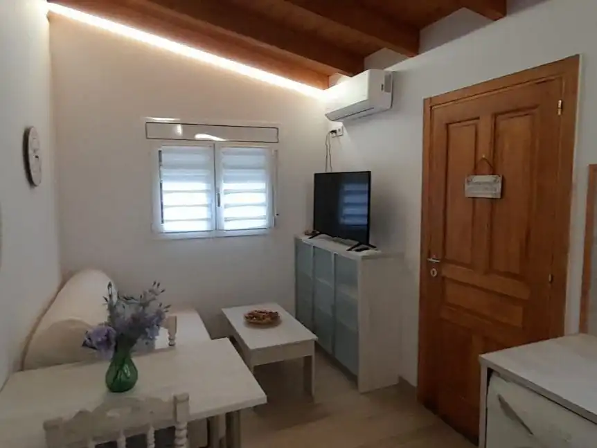 Planta baixa de lloguer a Carrer Fonoll, 5, Mataró Sala d'estar de Planta baixa de lloguer en Mataró amb Aire condicionat