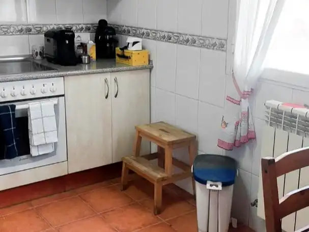 Casa o chalet en venta en Calle Bayona, 1, Boceguillas Cocina de Casa o chalet en venta en Boceguillas con Calefacción y Amueblado