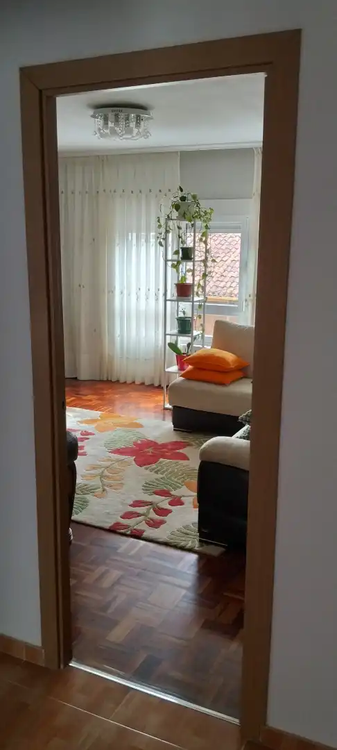 Pis en venda a Avenida Eysines, Piedras Blancas Sala d'estar de Pis en venda en Castrillón amb Calefacció, Parquet i Forn