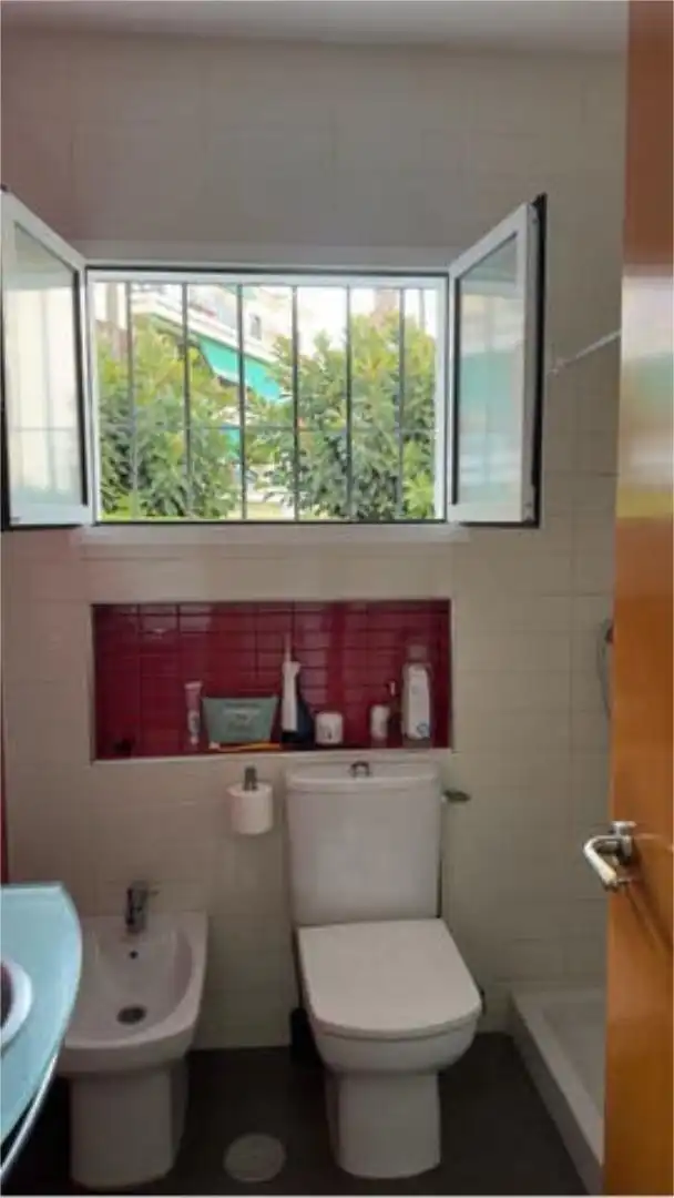 Flat for rent in Solymar Bathroom of Flat for rent in Benalmádena with Private garden