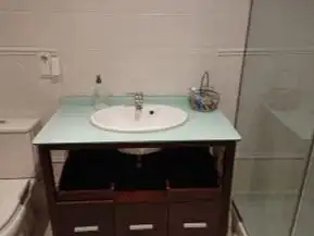 Piso de alquiler en Calle Albia de Castro, 10, Residencia Baño de Piso de alquiler en Logroño con Calefacción, Parquet y Amueblado