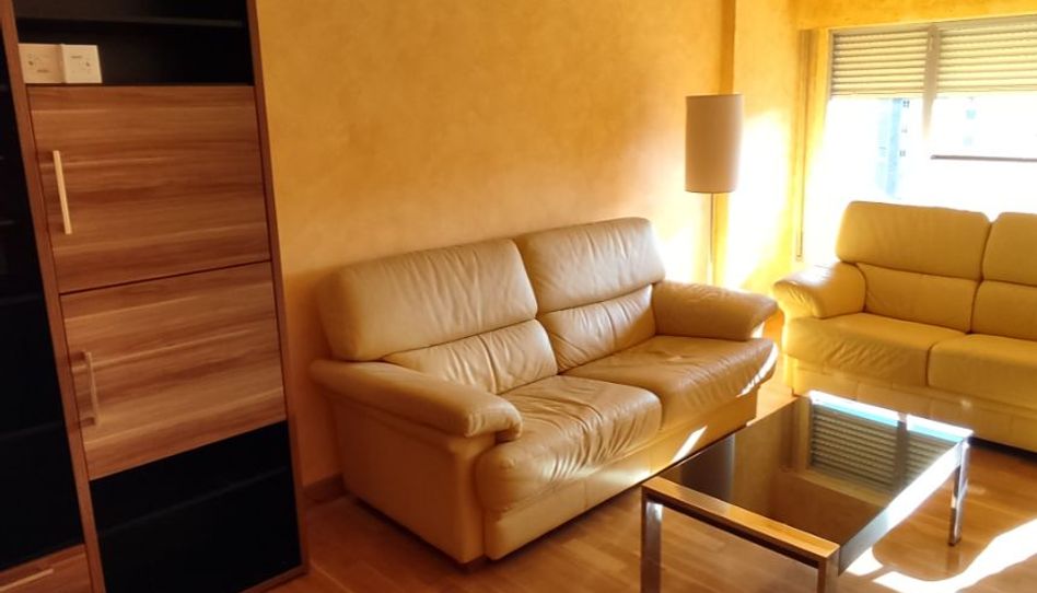 Piso de alquiler en Calle Albia de Castro, 10, Residencia, Logroño - imagen 1 Foto 1 de Piso de alquiler en Calle Albia de Castro, 10, Residencia, Logroño