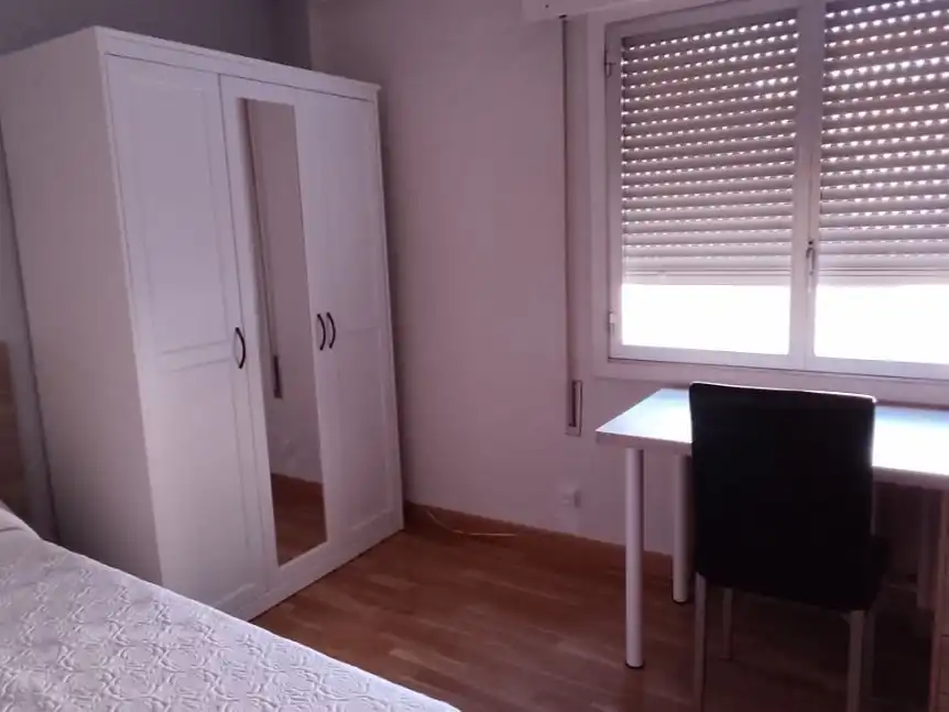 Piso de alquiler en Calle Albia de Castro, 10, Residencia Habitación de Piso de alquiler en Logroño con Calefacción, Parquet y Amueblado
