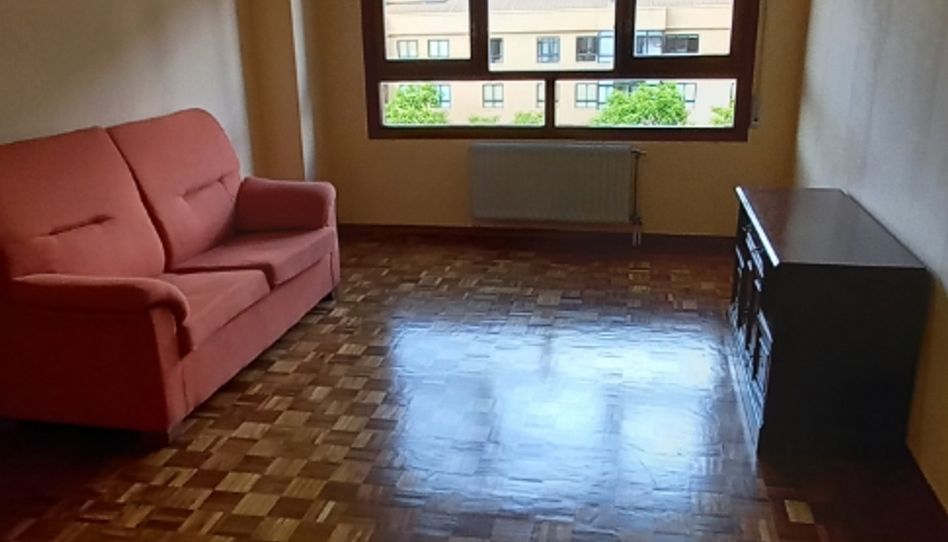Piso en venta en Calle Duque de Frías, 17, Illera, Burgos Capital - imagen 1 Foto 1 de Piso en venta en Calle Duque de Frías, 17, Illera, Burgos Capital