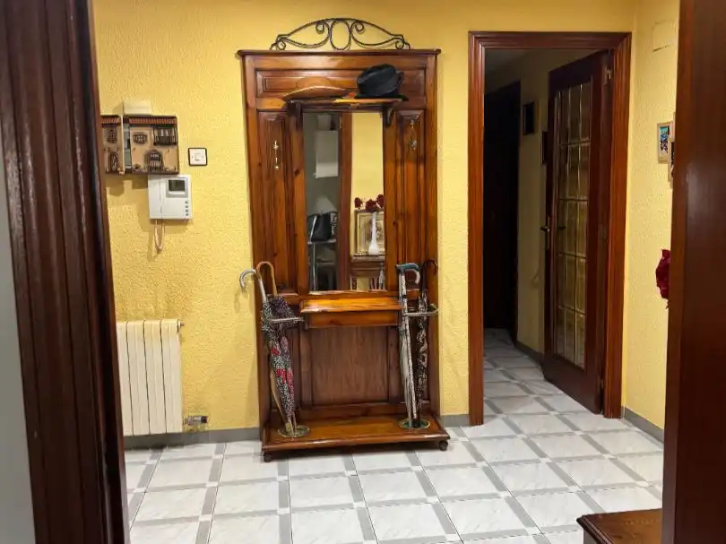 Piso en venta en Andador de Gutiérrez Mellado, 11, Universidad Piso en venta en Andador de Gutiérrez Mellado, 11, Universidad