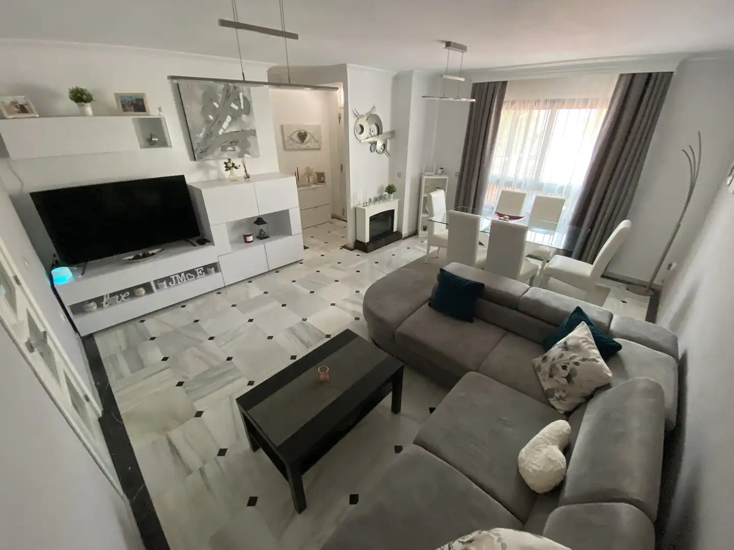 Sala d'estar de Casa o xalet en venda en Pizarra amb Aire condicionat i Terrassa