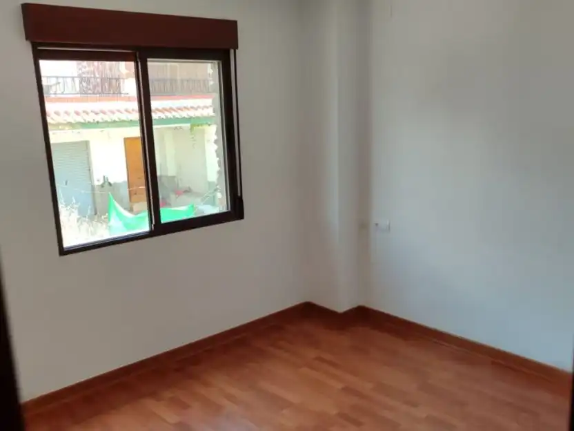 Flat for rent in Calle Media Granaína, 4, Huétor Vega