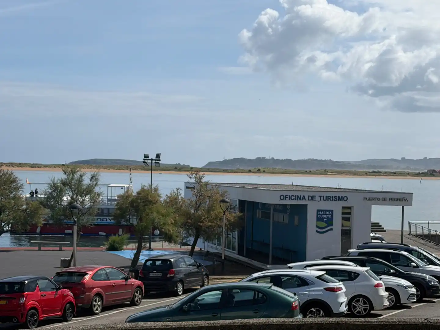 Flat for rent in Calle Evaristo Lavin, Marina de Cudeyo Parking of Flat for rent in Marina de Cudeyo with Furnished